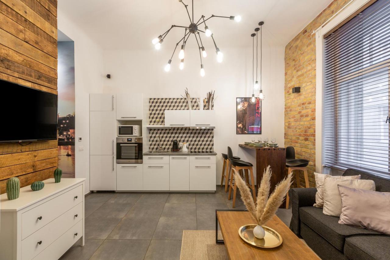 בודפשט Central Quentin Home With Sauna Next To The New York Cafe מראה חיצוני תמונה